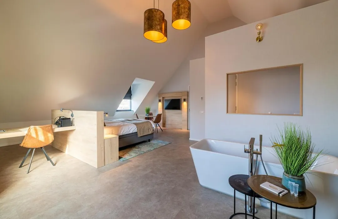 Hotel 46-1